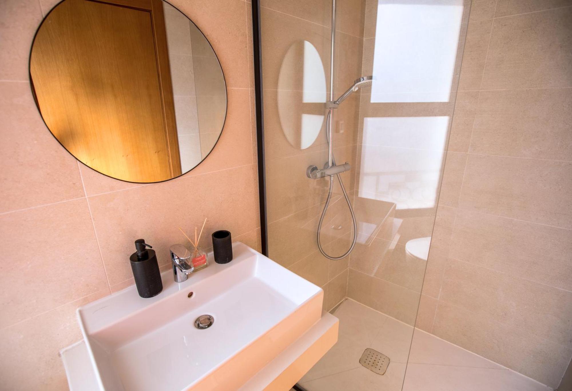Haut Standing 2-Bedroom Apartment In Gauthier Casablanca Exterior photo